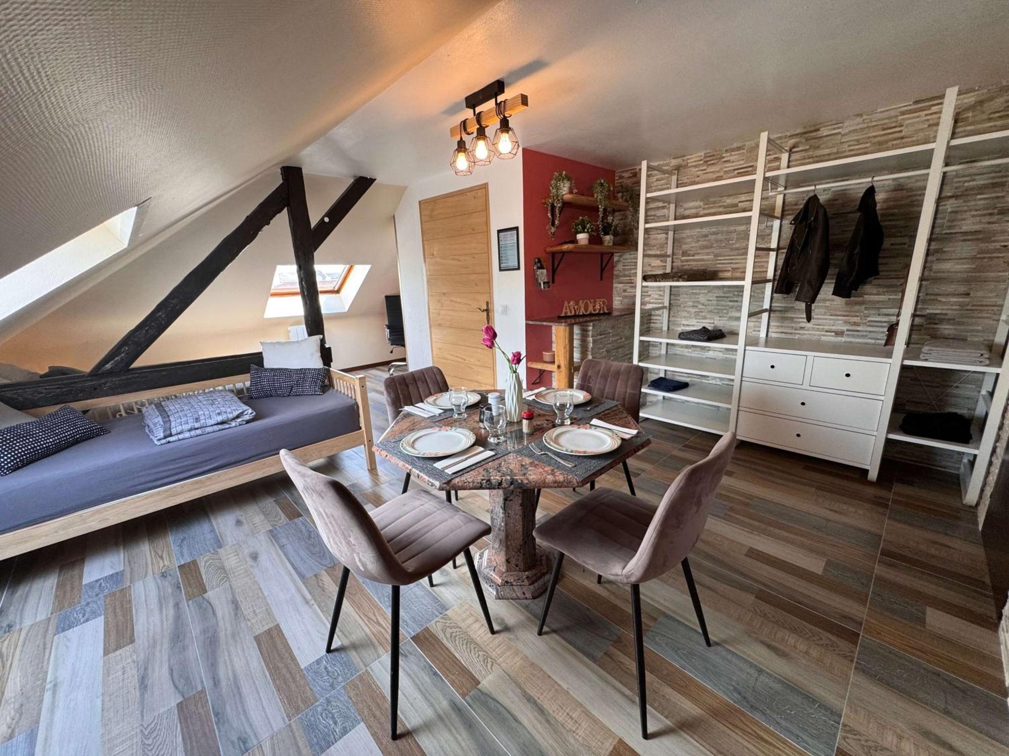 Private & Comfortable Apartments Puttelange-aux-Lacs 外观 照片