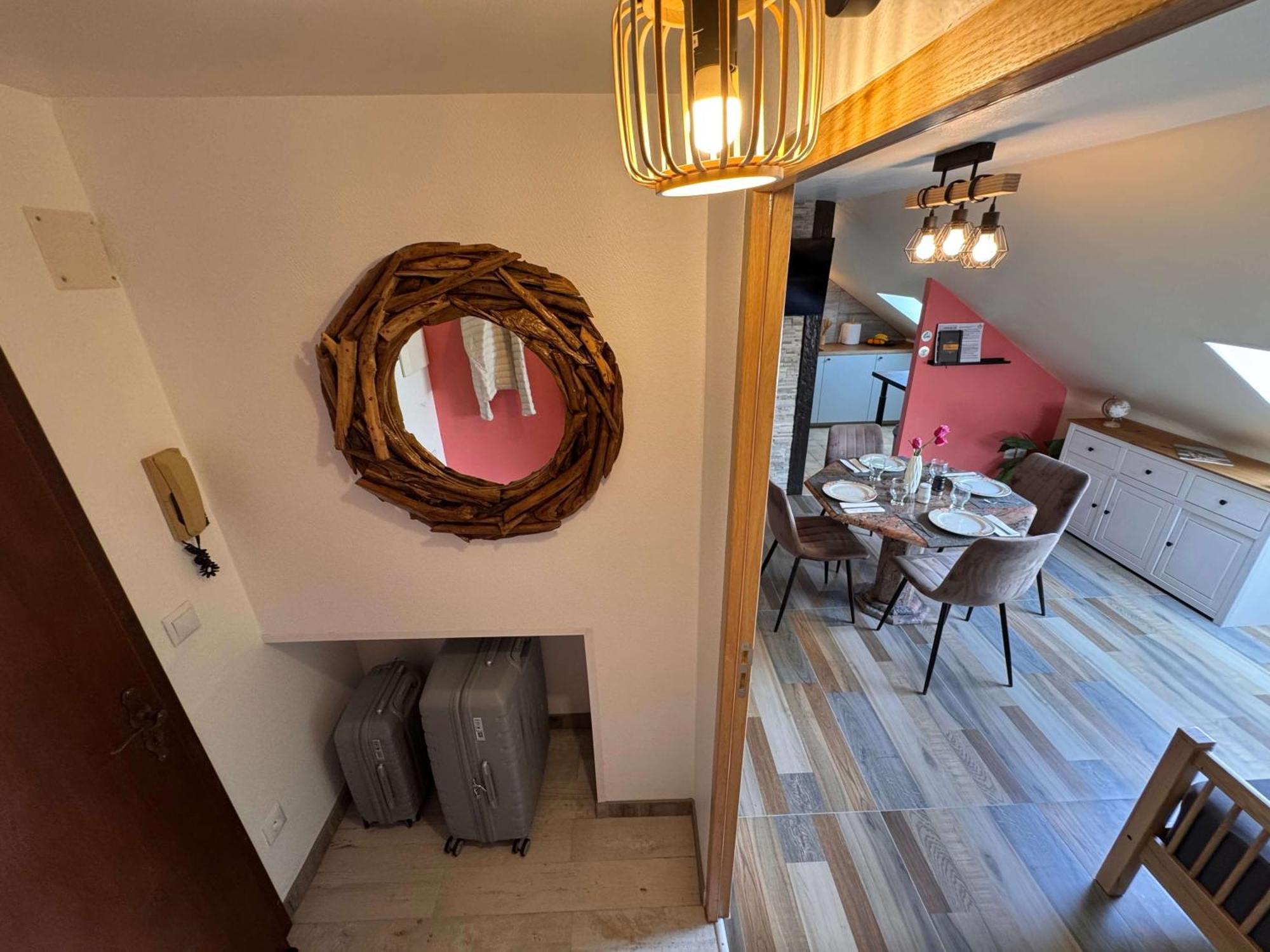 Private & Comfortable Apartments Puttelange-aux-Lacs 外观 照片